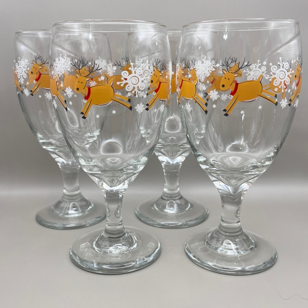 Set of 4 Christmas Reindeer Snowflake Stemmed Water Wine Goblets 7" Glass 16 oz